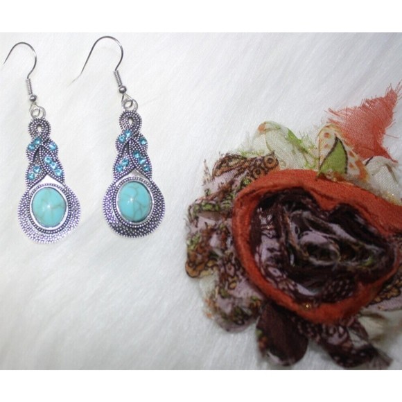 Vintage Look Women's Necklace & Earring Set Turquoise Silver Filigree Dangle NWT - Picture 3 of 4